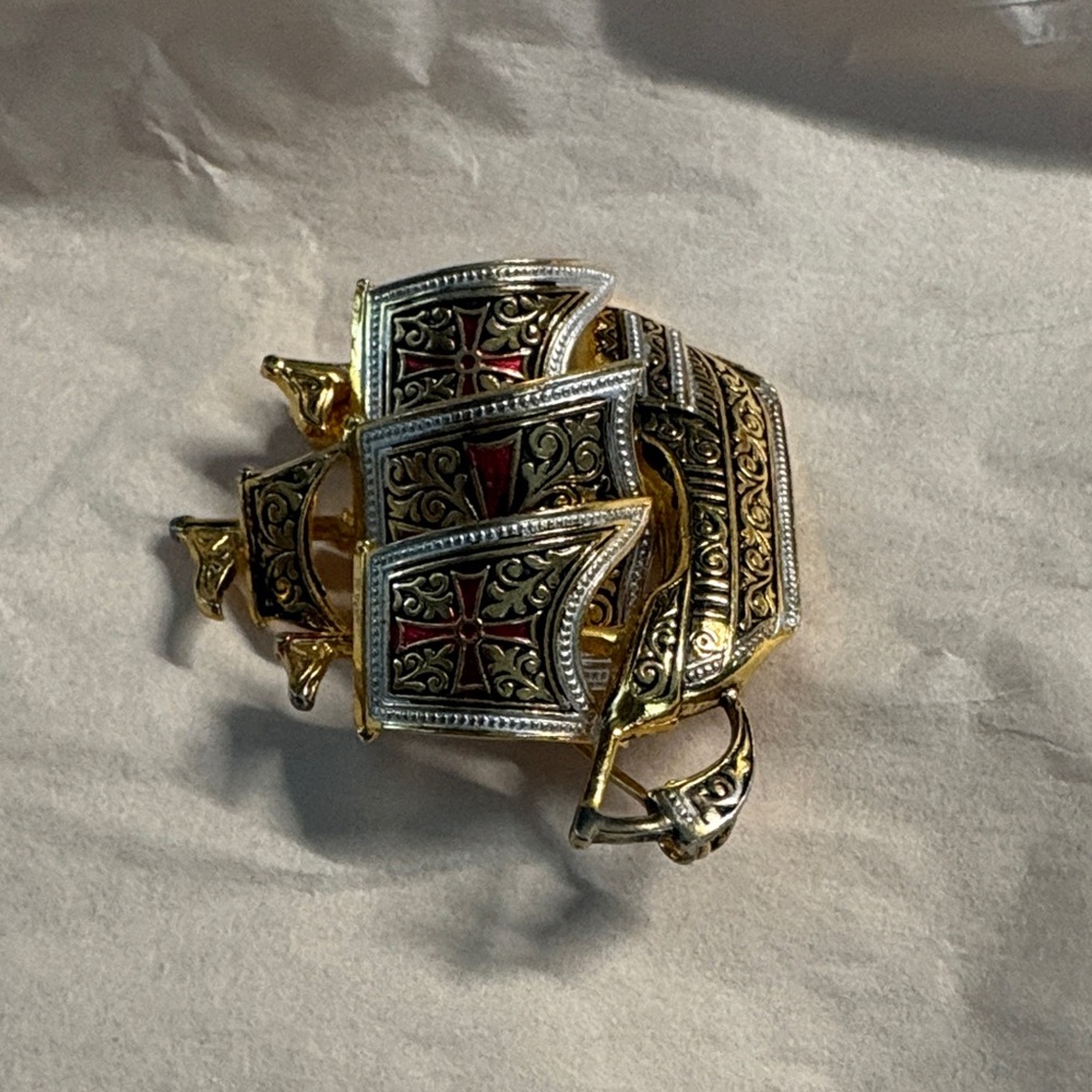 Vintage Spanish Damascene Brooch - Picture 5 of 9